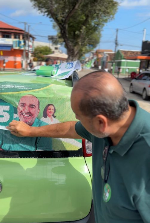 Grande Sucesso do Adesivaço em Belmonte: Juventude Lidera Movimento Popular em Apoio a Iêdo Elias e Alice Britto 8