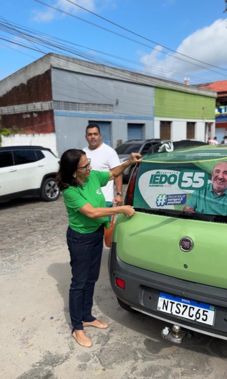 Grande Sucesso do Adesivaço em Belmonte: Juventude Lidera Movimento Popular em Apoio a Iêdo Elias e Alice Britto 11