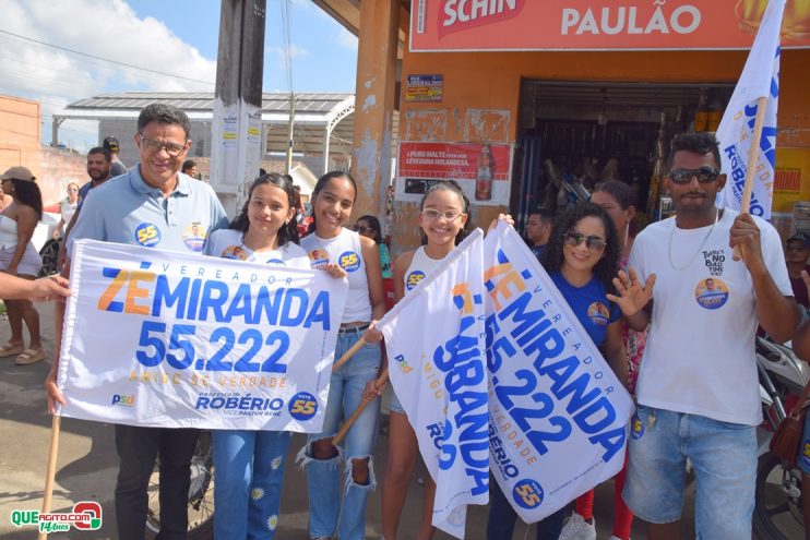 Robério arrasta multidão em caminhada e visita à feira do Juca Rosa neste domingo 101