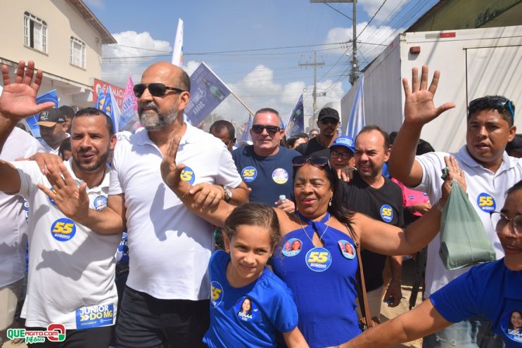 Robério arrasta multidão em caminhada e visita à feira do Juca Rosa neste domingo 28