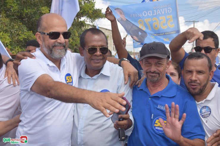 Robério arrasta multidão em caminhada e visita à feira do Juca Rosa neste domingo 30