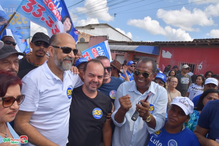 Robério arrasta multidão em caminhada e visita à feira do Juca Rosa neste domingo 31