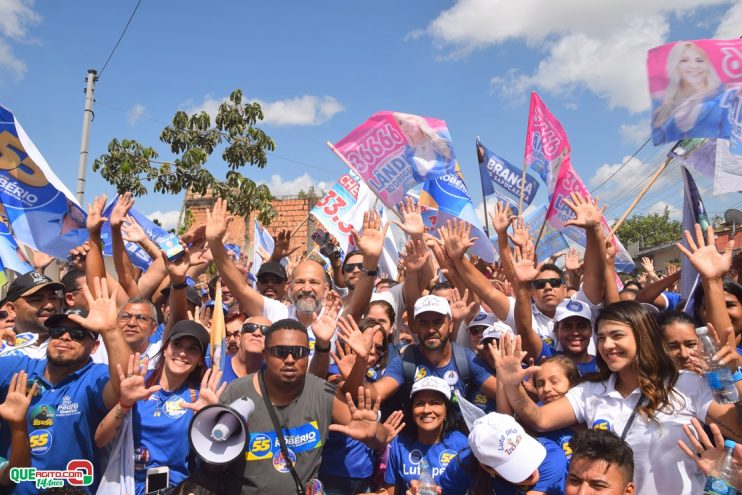 Robério arrasta multidão em caminhada e visita à feira do Juca Rosa neste domingo 35