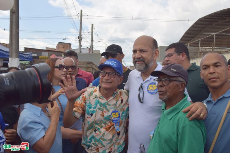 Robério arrasta multidão em caminhada e visita à feira do Juca Rosa neste domingo 59