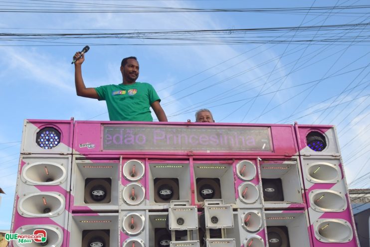 O prefeito de Itagimirim, e candidato à reeleição pelo MDB, Luizinho, realizou, neste sábado (7/set), uma mega carreata seguida da inauguração do Comitê Central de campanha 172