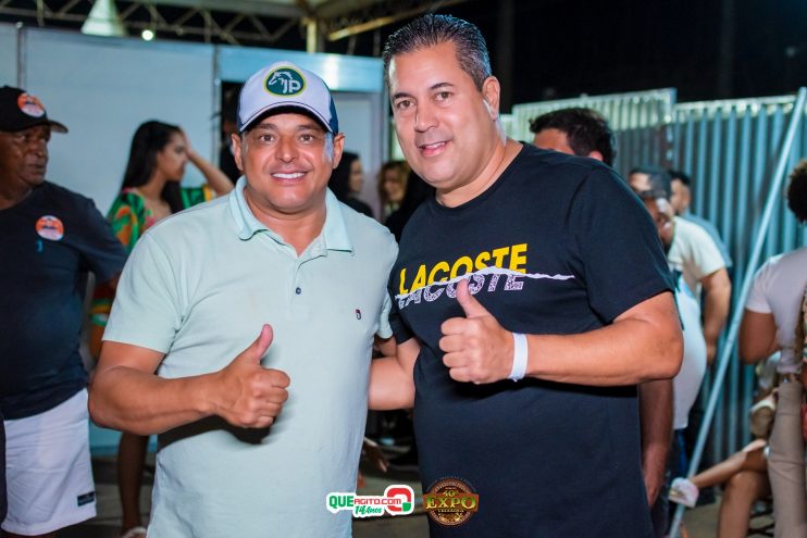 Papazoni e Parangolé fecham com chave de ouro a 40ª Expo Teixeira 180