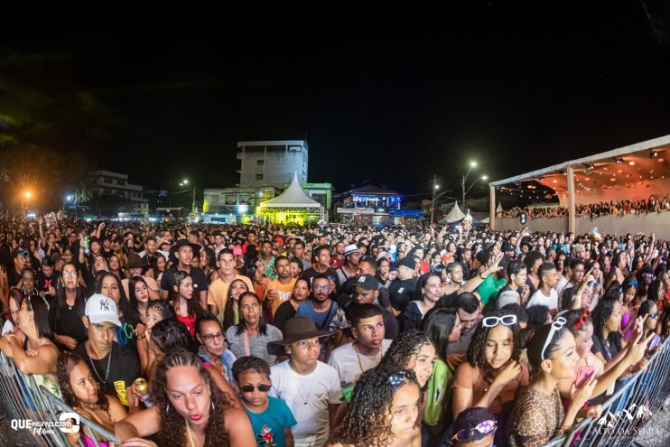 Recorde de público a 4ª noite da Festa da Farinha 2024 com Xand Avião, Natanzinho Lima e Pablo 40