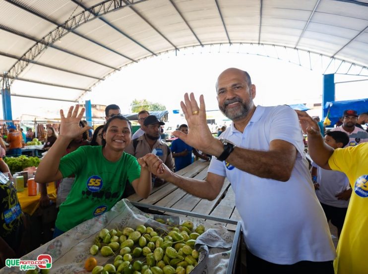 Robério arrasta multidão em caminhada e visita à feira do Juca Rosa neste domingo 90