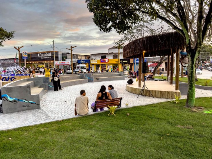 Totalmente revitalizada: Praça da Independência é entregue à comunidade de Trancoso 25