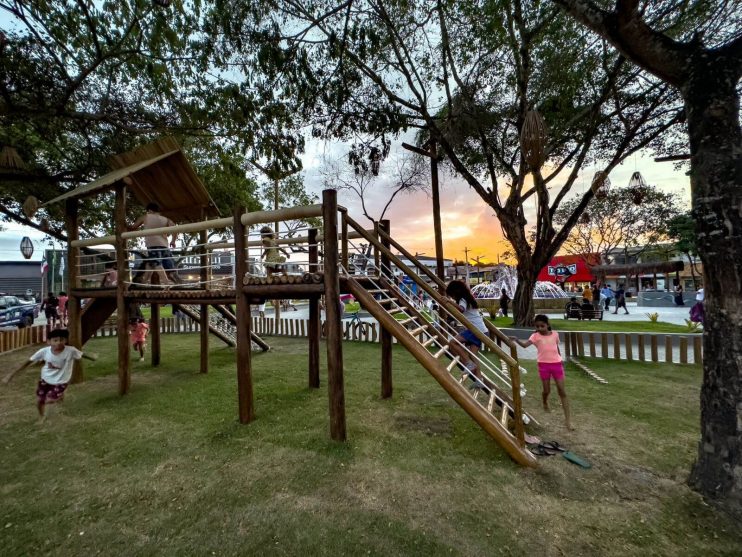 Totalmente revitalizada: Praça da Independência é entregue à comunidade de Trancoso 12