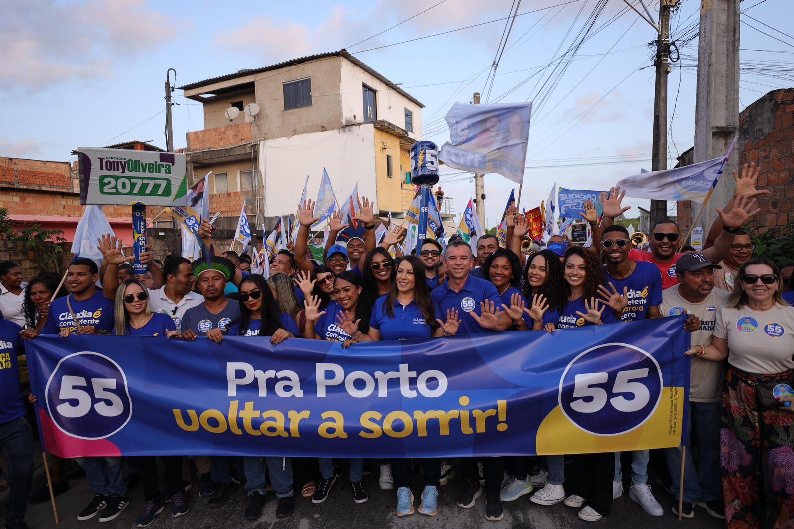 Porto Seguro: Mais de 8 mil pessoas na primeira grande caminhada de Cláudia 7