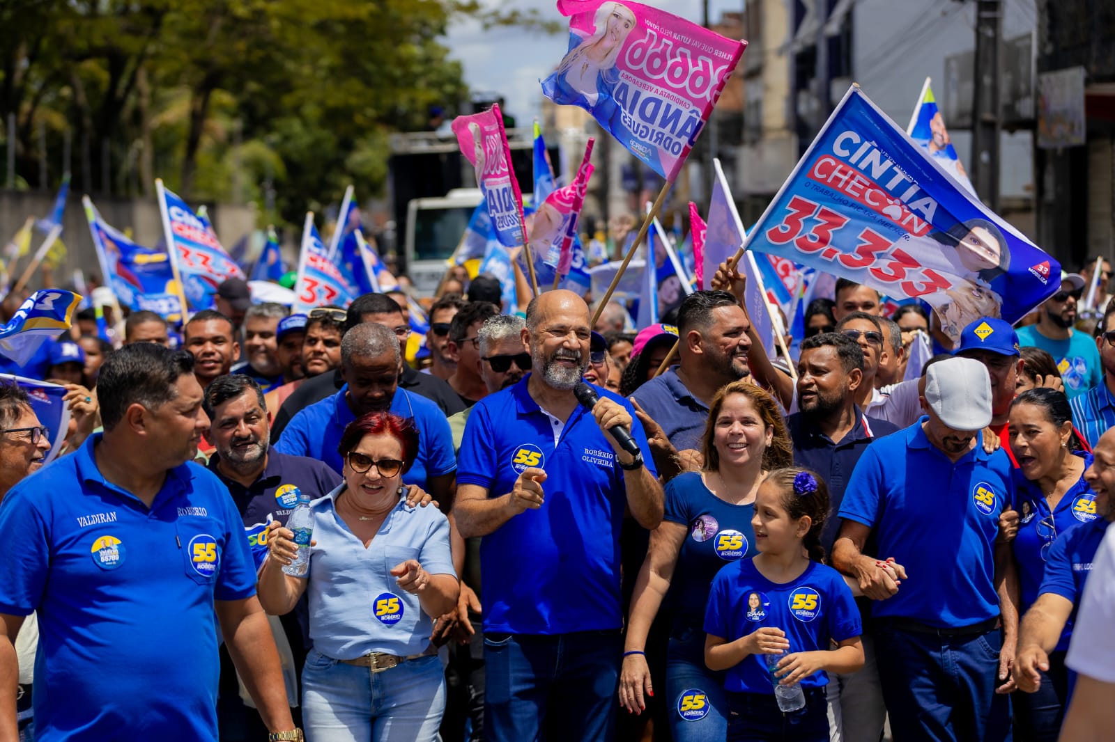 Robério faz caminhada no Centro e reafirma compromissos 5