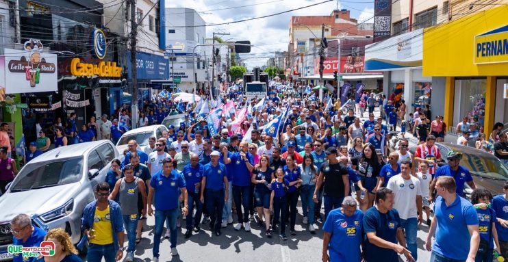 Robério faz caminhada no Centro e reafirma compromissos 39