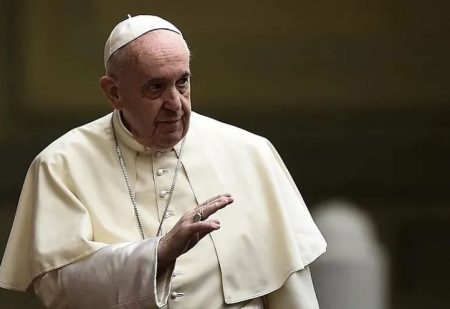 Papa Francisco critica pais de pets: “Não é certo” 12