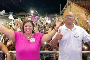 Itapebi: Norma Queiroz reúne multidão no comício gigantesco no Bairro Novo 1