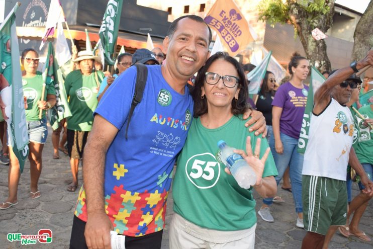 Multidão acompanha corpo a corpo de Iêdo Elias e Alice Britto em Belmonte 41