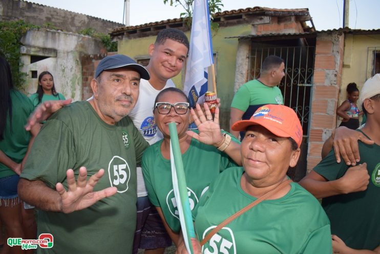 Multidão acompanha corpo a corpo de Iêdo Elias e Alice Britto em Belmonte 89