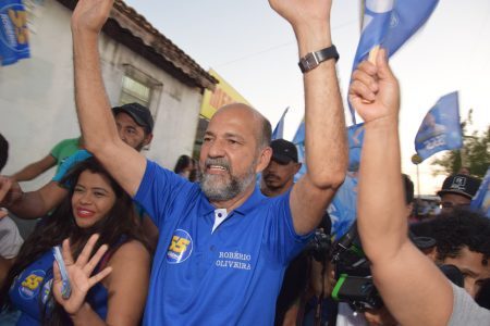 Robério Oliveira é eleito Prefeito de Eunápolis 8