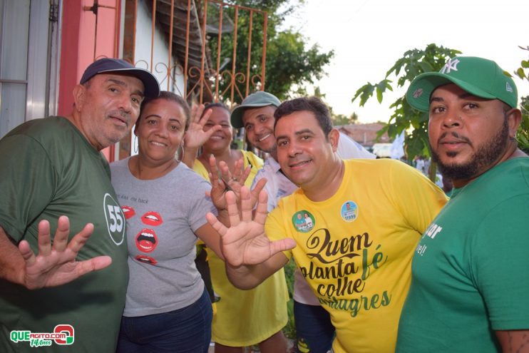 Multidão acompanha corpo a corpo de Iêdo Elias e Alice Britto em Belmonte 92