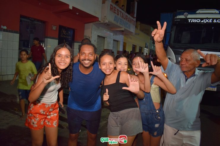 Itagimirim: No meio do povo, Luizinho celebra sua reeleição com Edcity comandando o Arrastão da Vitória 359