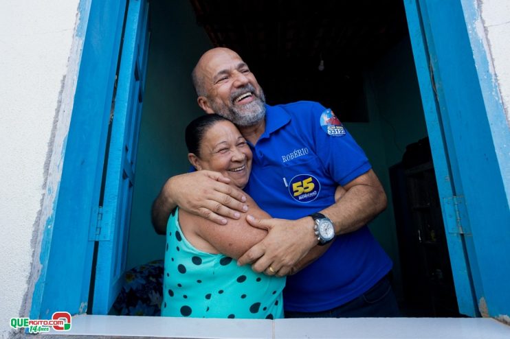 Em caminhada na Colônia com candidatos a vereador, Robério é aclamado pela população 15