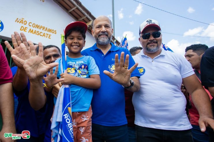 Em caminhada na Colônia com candidatos a vereador, Robério é aclamado pela população 16