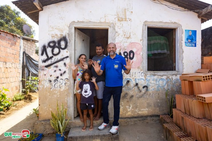 Em caminhada na Colônia com candidatos a vereador, Robério é aclamado pela população 21