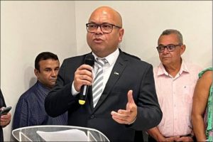 Presidente da CDL de Eunápolis, diz que entidade encaminhou ofício para a Prefeitura cobrando a decoração da cidade 2