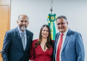 Robério discute execução de obras que transformarão Eunápolis em reunião com o ministro Rui Costa em Brasília 1