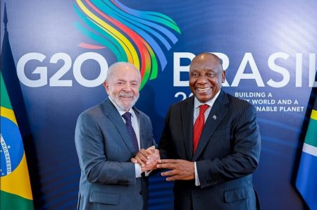 Lula se reúne com presidente da África do Sul 10