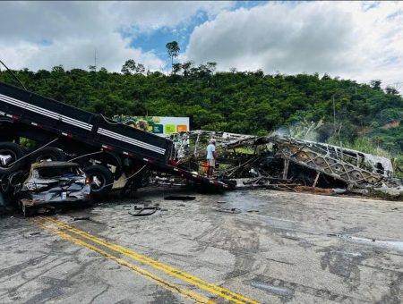 Acidente em MG é a maior tragédia em rodovias federais desde 2007, início da série histórica da PRF 7