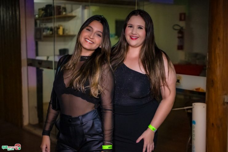 Mesmo com vários eventos na cidade, a Baladinha All Black teve super lotação em Porto Seguro 15