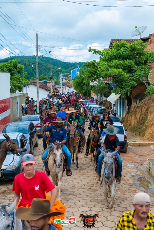 Cavaleiros e amazonas lotam as ruas de Cachoeira do Aranã, durante a Cavalgada Show 152