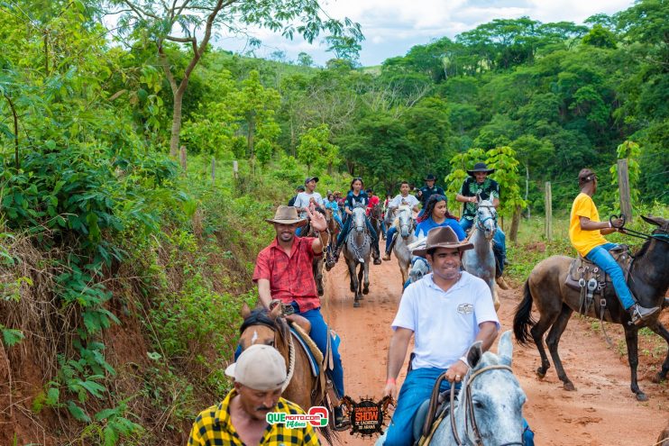 Cavaleiros e amazonas lotam as ruas de Cachoeira do Aranã, durante a Cavalgada Show 207