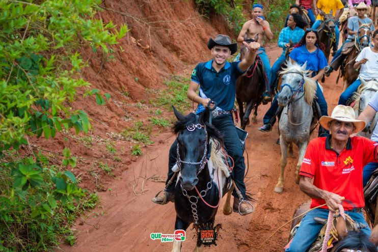 Cavaleiros e amazonas lotam as ruas de Cachoeira do Aranã, durante a Cavalgada Show 229