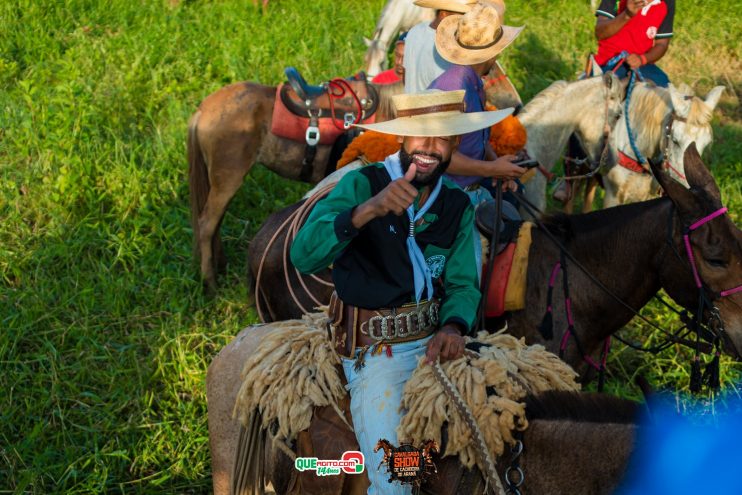 Cavaleiros e amazonas lotam as ruas de Cachoeira do Aranã, durante a Cavalgada Show 266