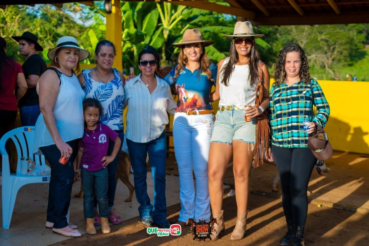 Cavaleiros e amazonas lotam as ruas de Cachoeira do Aranã, durante a Cavalgada Show 269