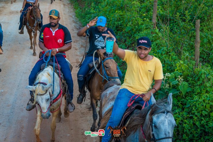 Cavaleiros e amazonas lotam as ruas de Cachoeira do Aranã, durante a Cavalgada Show 309