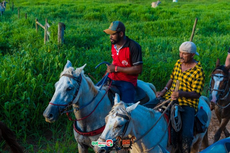 Cavaleiros e amazonas lotam as ruas de Cachoeira do Aranã, durante a Cavalgada Show 316