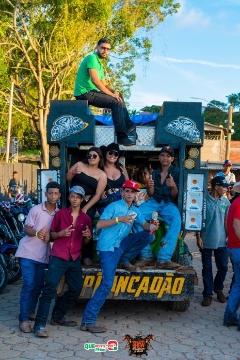 Cavaleiros e amazonas lotam as ruas de Cachoeira do Aranã, durante a Cavalgada Show 338