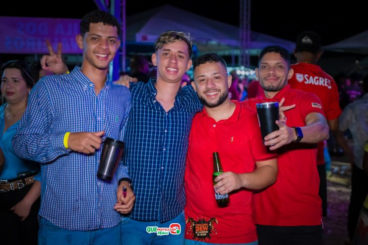 Cavaleiros e amazonas lotam as ruas de Cachoeira do Aranã, durante a Cavalgada Show 428