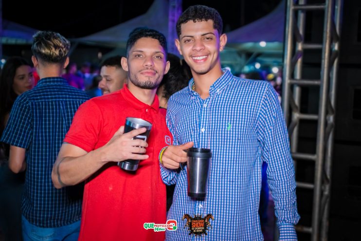 Cavaleiros e amazonas lotam as ruas de Cachoeira do Aranã, durante a Cavalgada Show 429