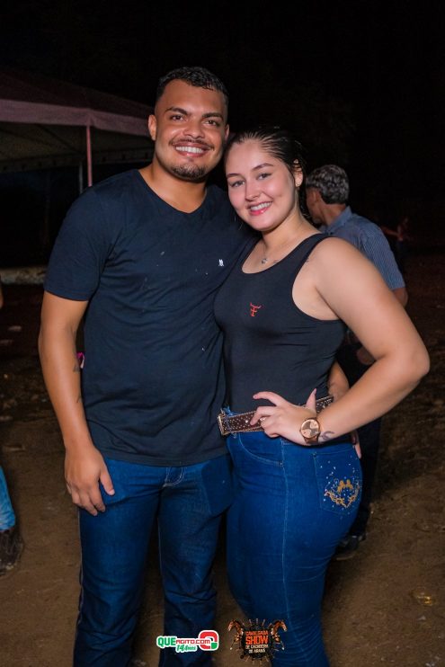 Cavaleiros e amazonas lotam as ruas de Cachoeira do Aranã, durante a Cavalgada Show 495