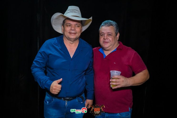 Cavaleiros e amazonas lotam as ruas de Cachoeira do Aranã, durante a Cavalgada Show 537