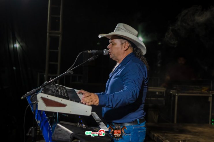 Cavaleiros e amazonas lotam as ruas de Cachoeira do Aranã, durante a Cavalgada Show 542