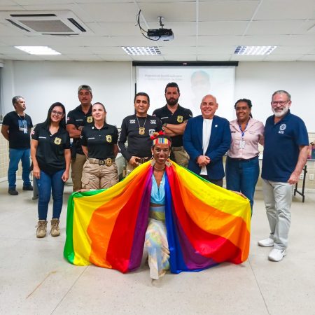 Seminário Turistas LGBT+ visa qualificação para negócios em Porto Seguro 26