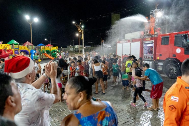 Porto Seguro: Natal do Bem leva magia e alegria para a Praça da Família 11