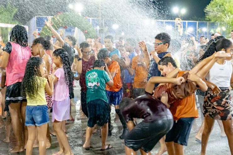 Porto Seguro: Natal do Bem leva magia e alegria para a Praça da Família 10