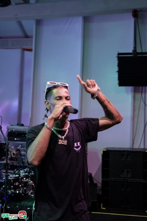 Wiu faz show histórico em Porto Seguro, durante a sua apresentação na Hype 073 92