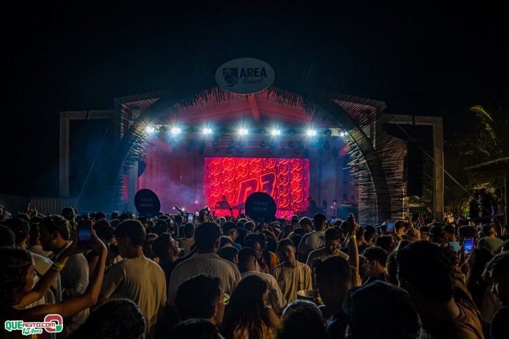 Wiu faz show histórico em Porto Seguro, durante a sua apresentação na Hype 073 282